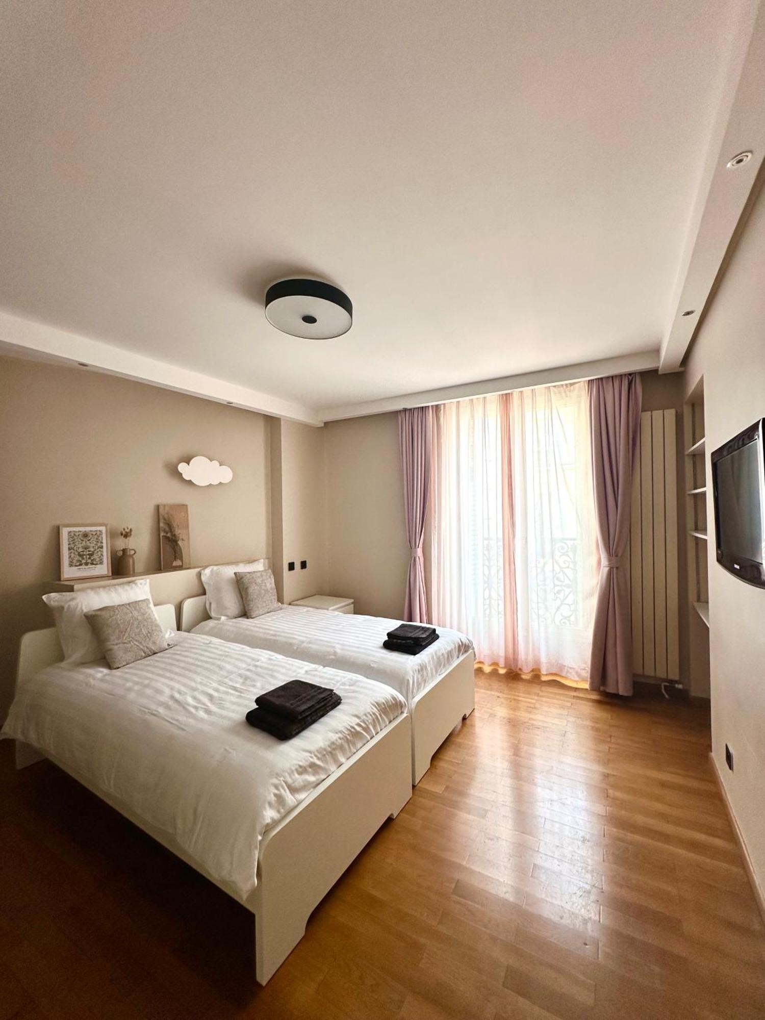 Magnifique 3 3 Salles De Bains Apartment *