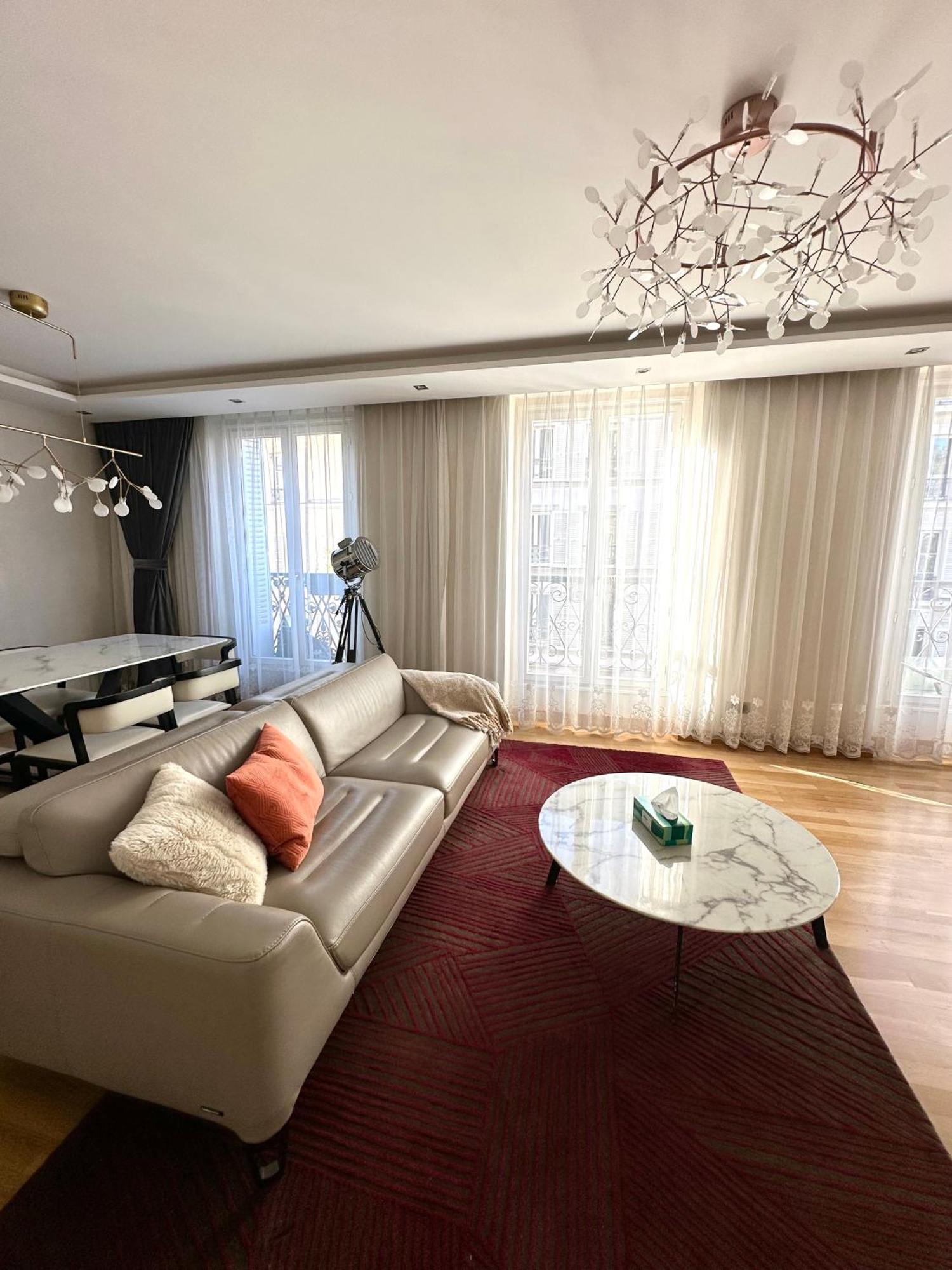 Apartment Magnifique 3 3 Salles De Bains *